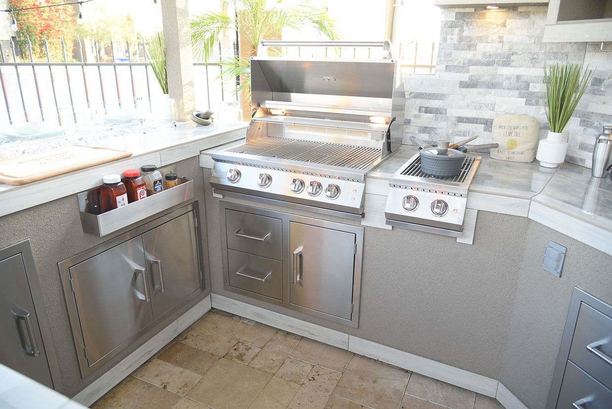 Best Outdoor Kitchen Bermuda BBQ Island with TV