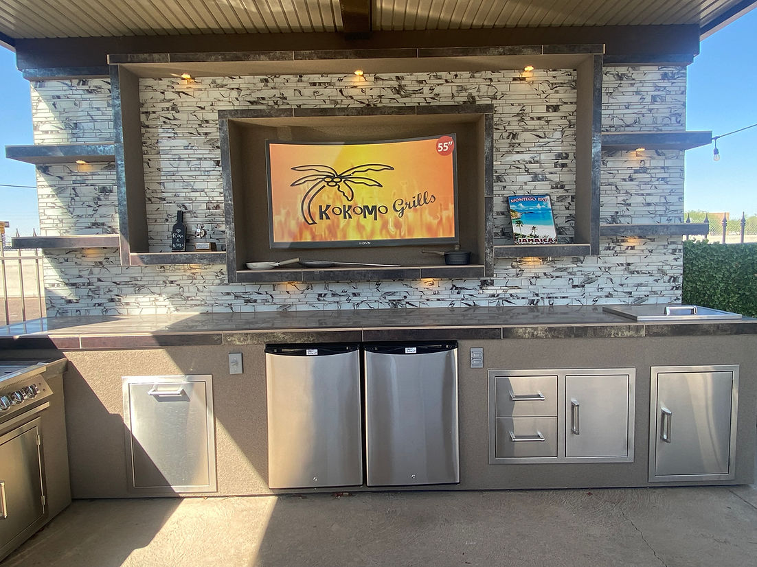 KoKoMo Grills Montego Outdoor Kitchen – 20' x 16' Luxury Entertainment BBQ Island (SKU: MONTEGO4431)