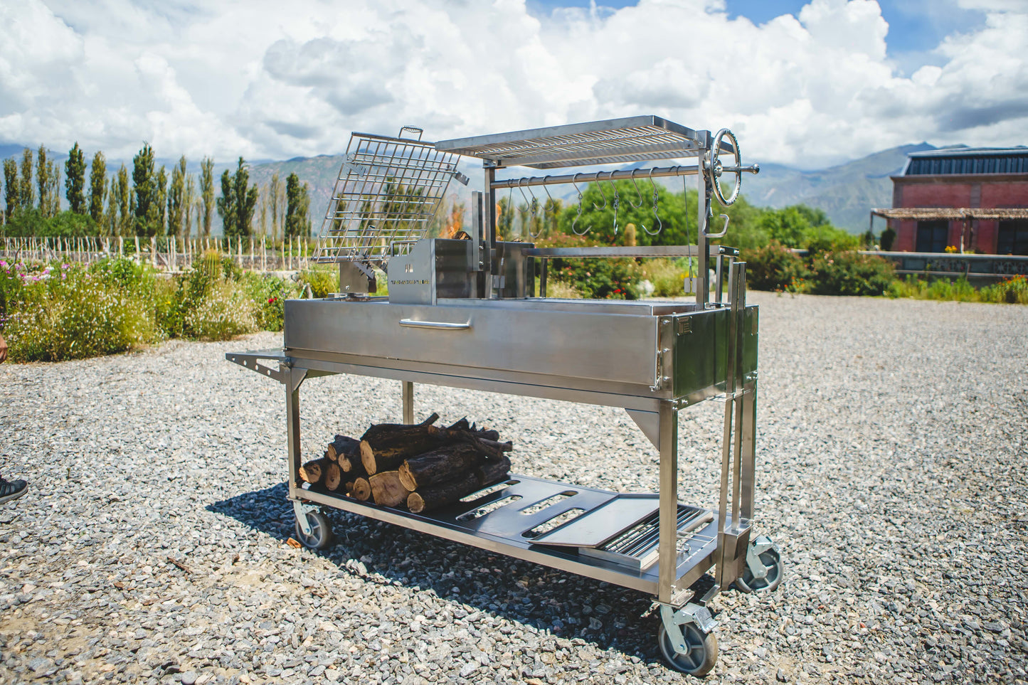 Tagwood BBQ Argentine Santa Maria Wood Fire & Charcoal Gaucho Grill | BBQ26SS