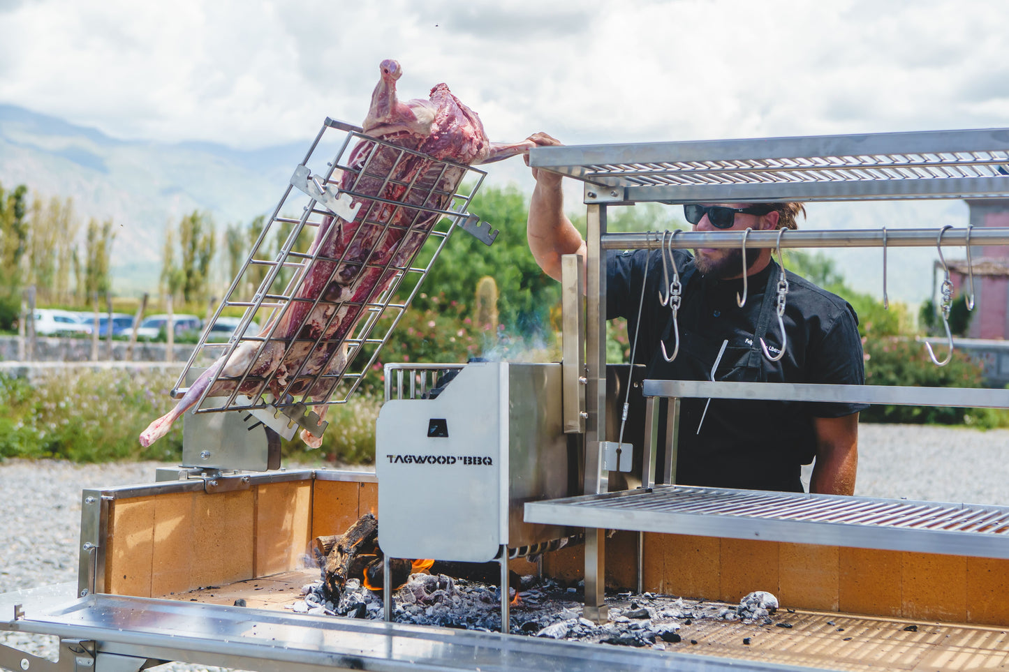 Tagwood BBQ Argentine Santa Maria Wood Fire & Charcoal Gaucho Grill | BBQ26SS