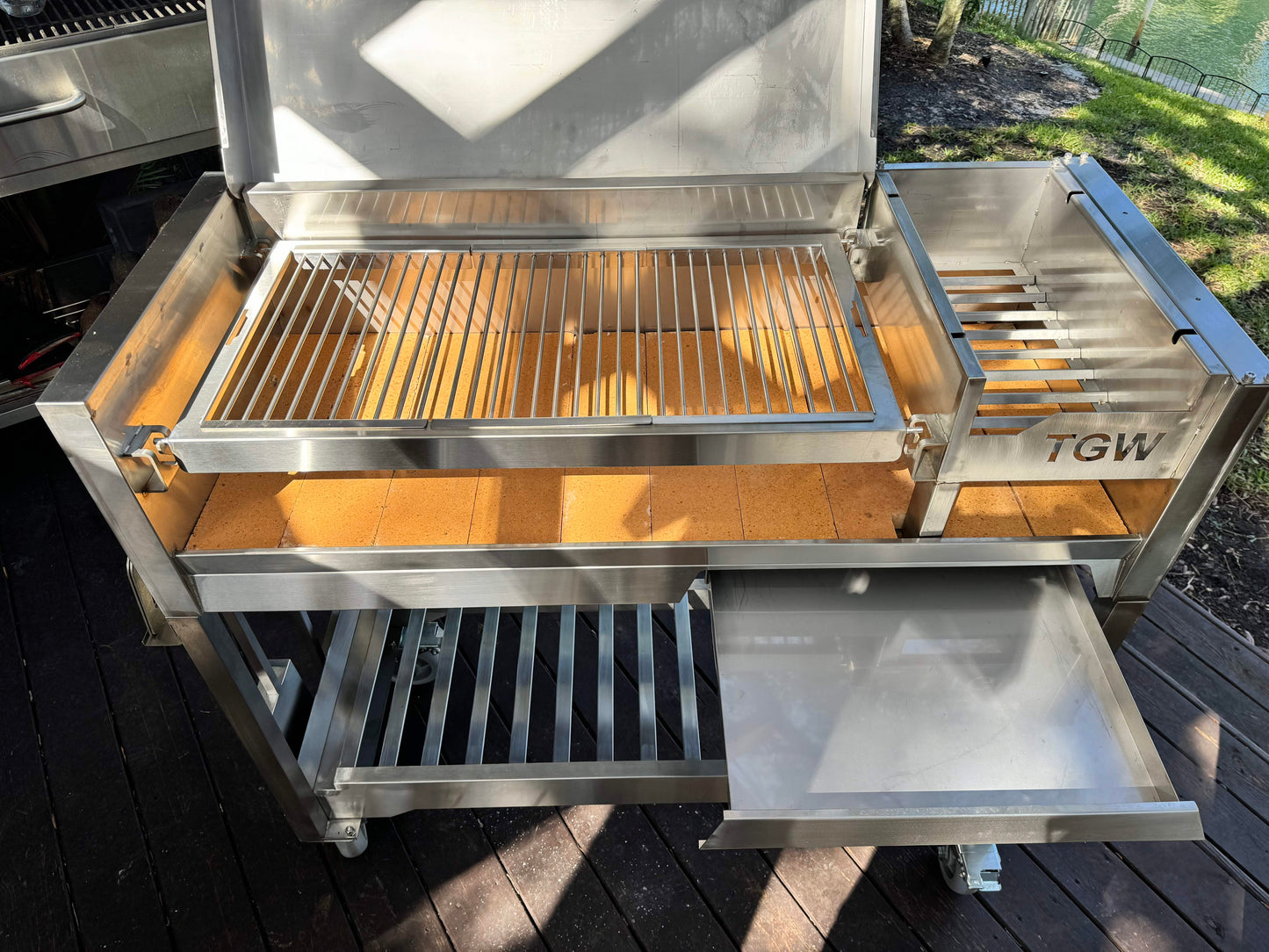 Tagwood BBQ Argentine Wood Fire & Charcoal Gaucho Grill | BBQ18SS