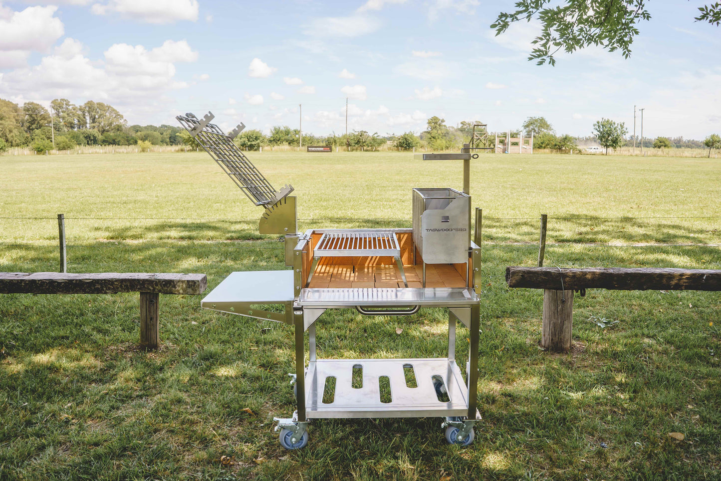 Tagwood BBQ Argentine Clamp Grill with firebox | BBQ33SS