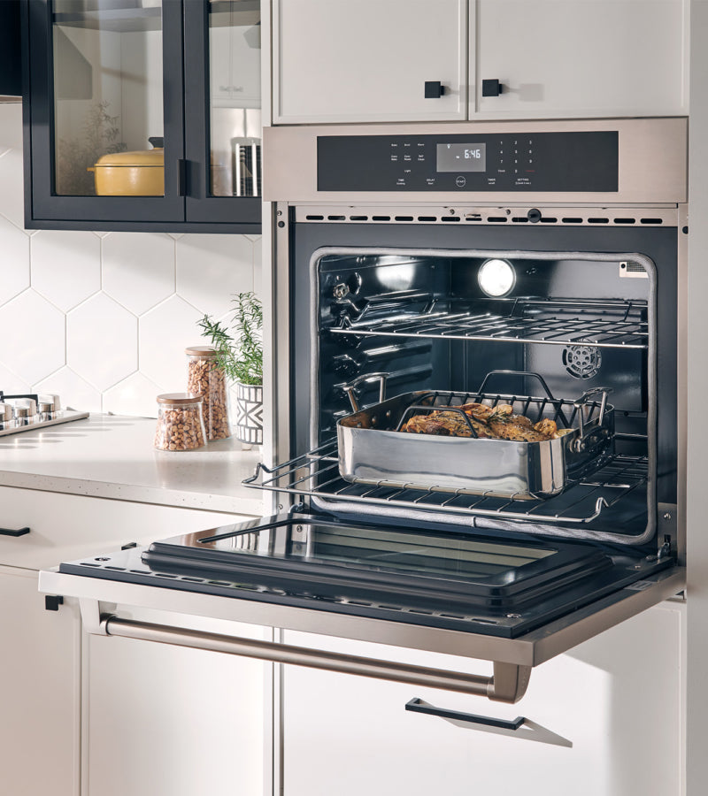 THOR Kitchen Package - 36" Propane Gas Rangetop, Range Hood, Wall Oven, HRT3618ULP-HRH3607-HEW3001