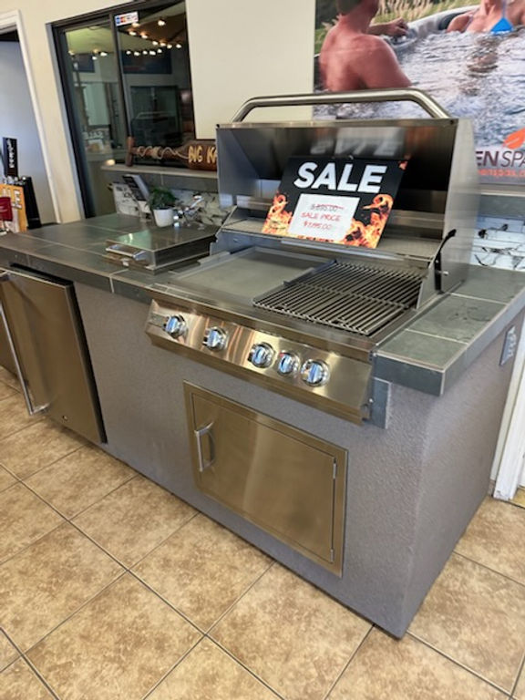 Bali BBQ Island – 7'6" Outdoor Kitchen (SKU# BALIBBQISLAND4709)